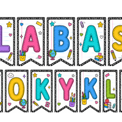 Spalvingas užrašas „LABAS, MOKYKLA!“ klasės erdvės puošybai mokslo metų pradžioje.